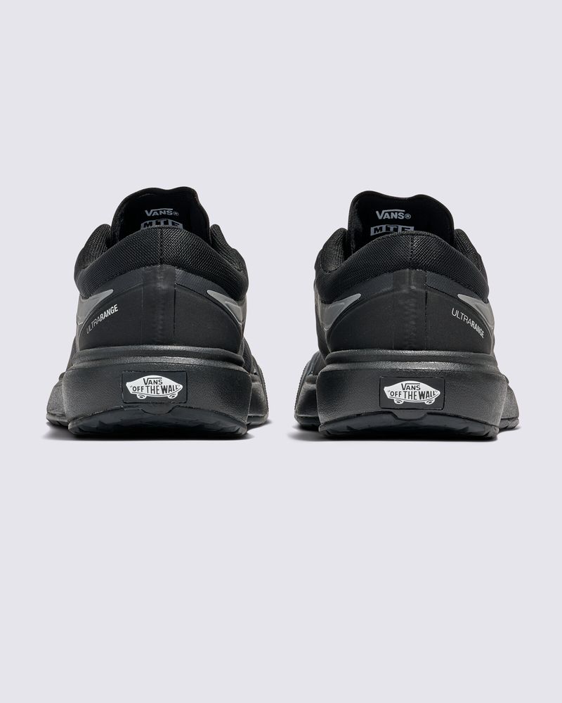 D60BKA_3