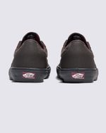 SKATE_CURREN_CAPLES_Cafe_5DRB_4