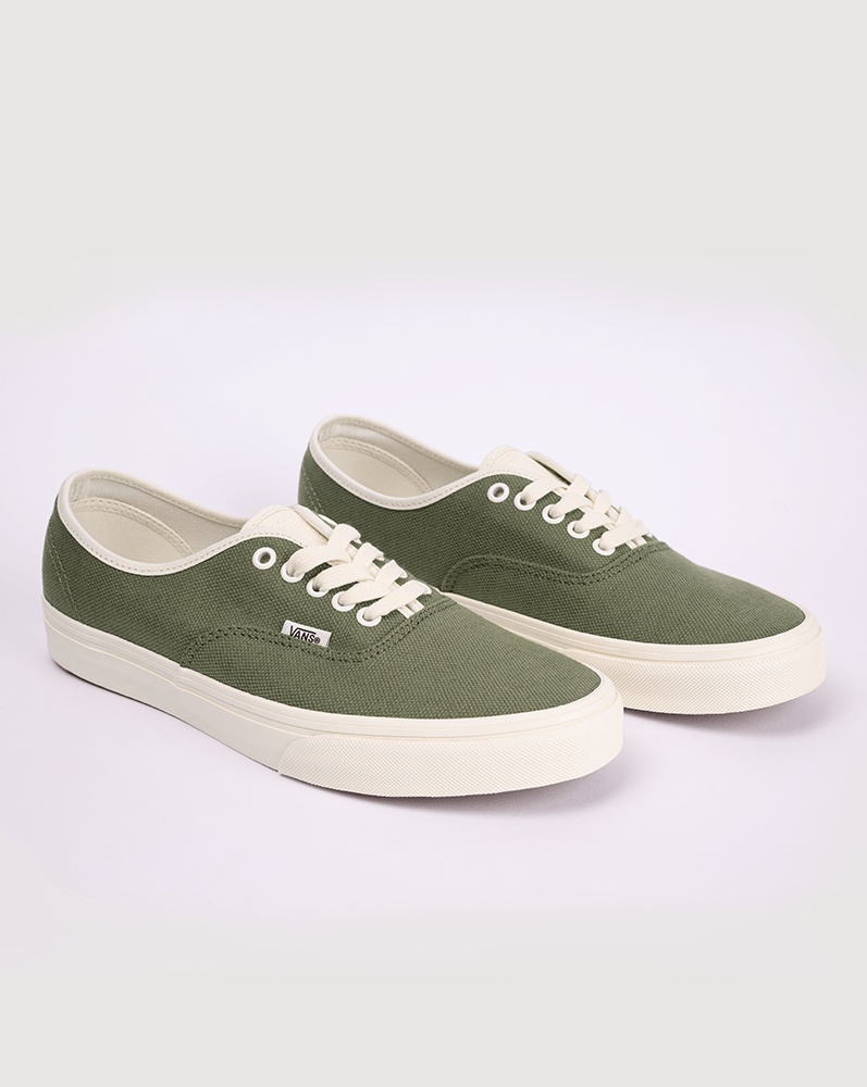 Tenis Authentic