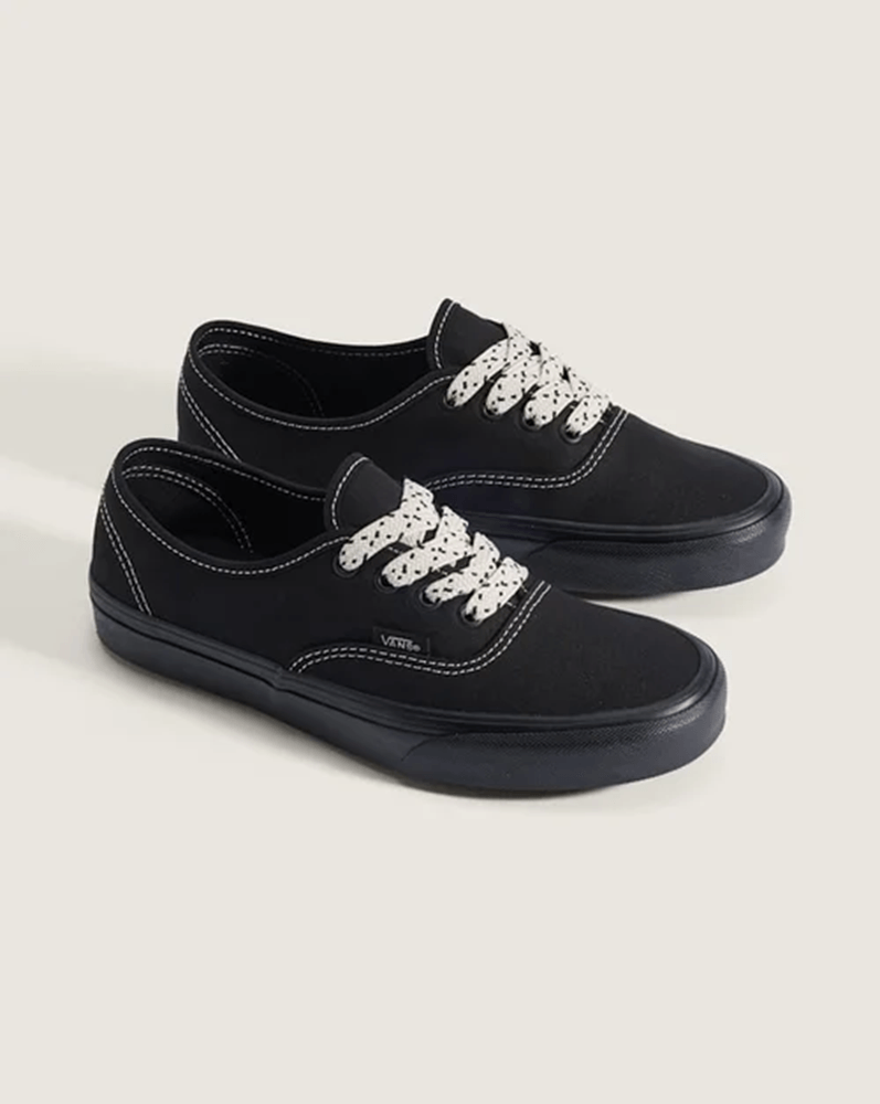 Tenis Authentic