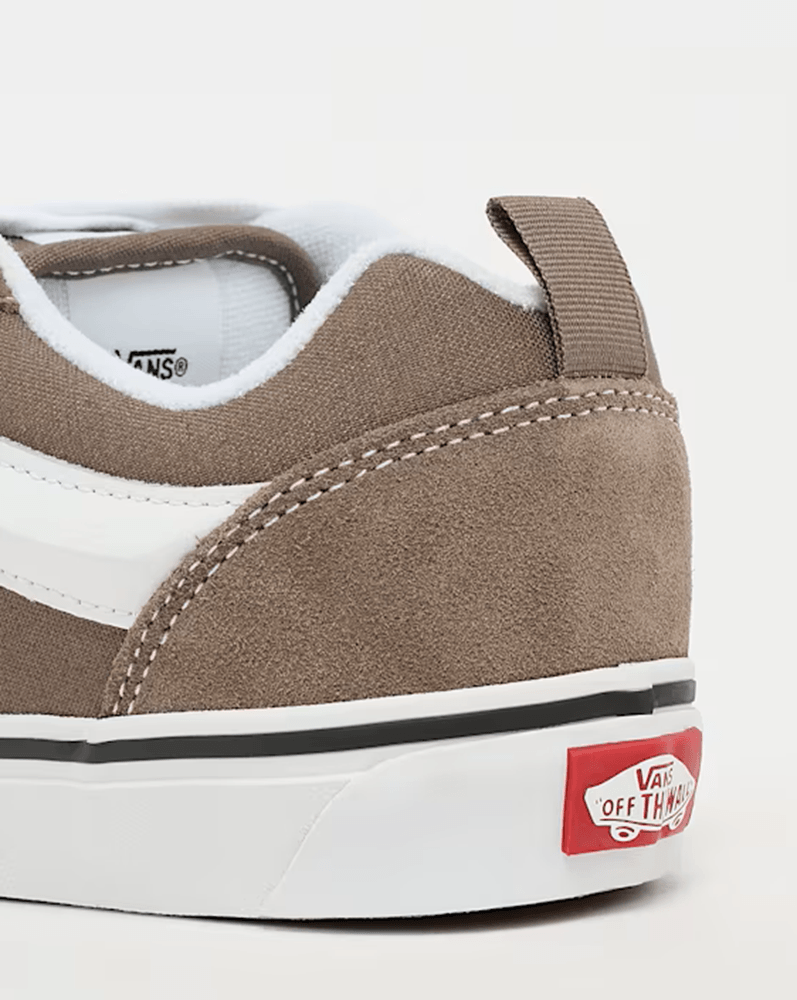Tenis Knu Skool