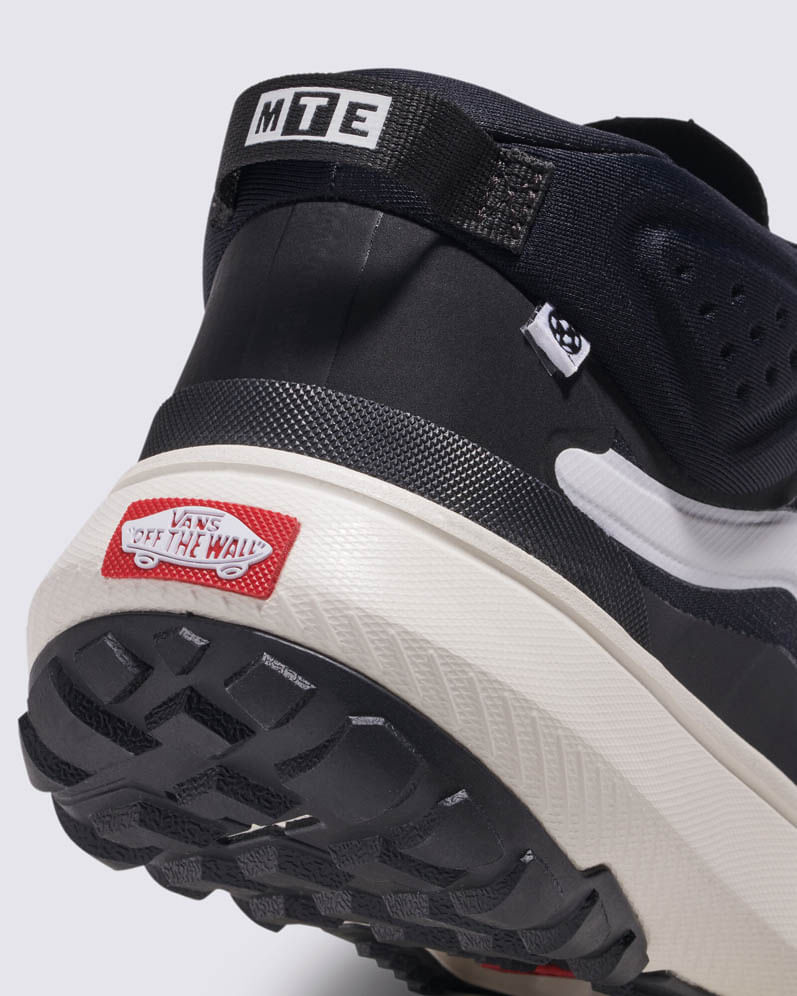 Tenis MTE Crosspath Mid