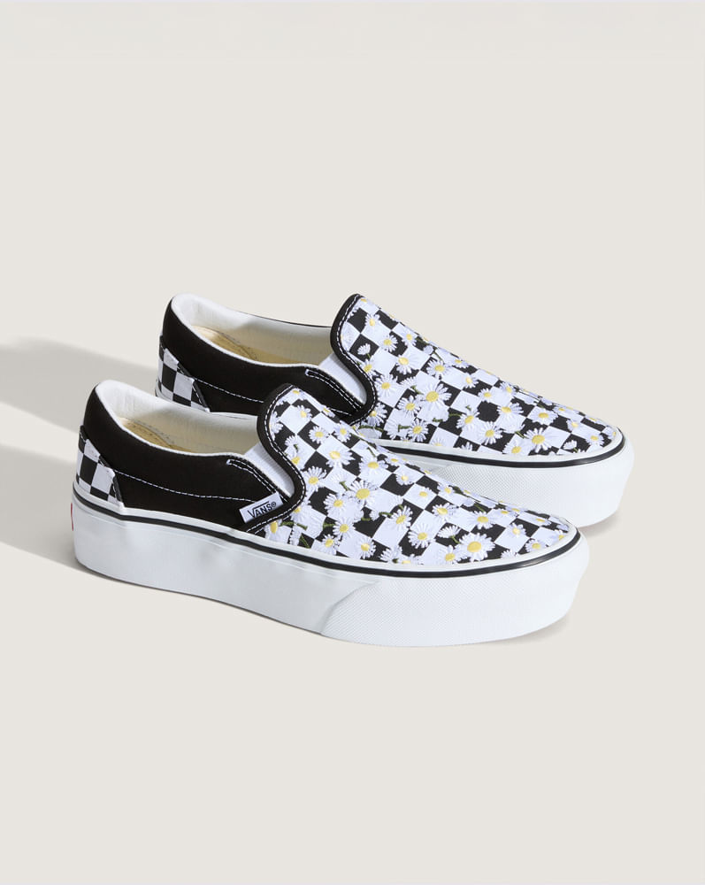 Tenis Slip-On con plataforma