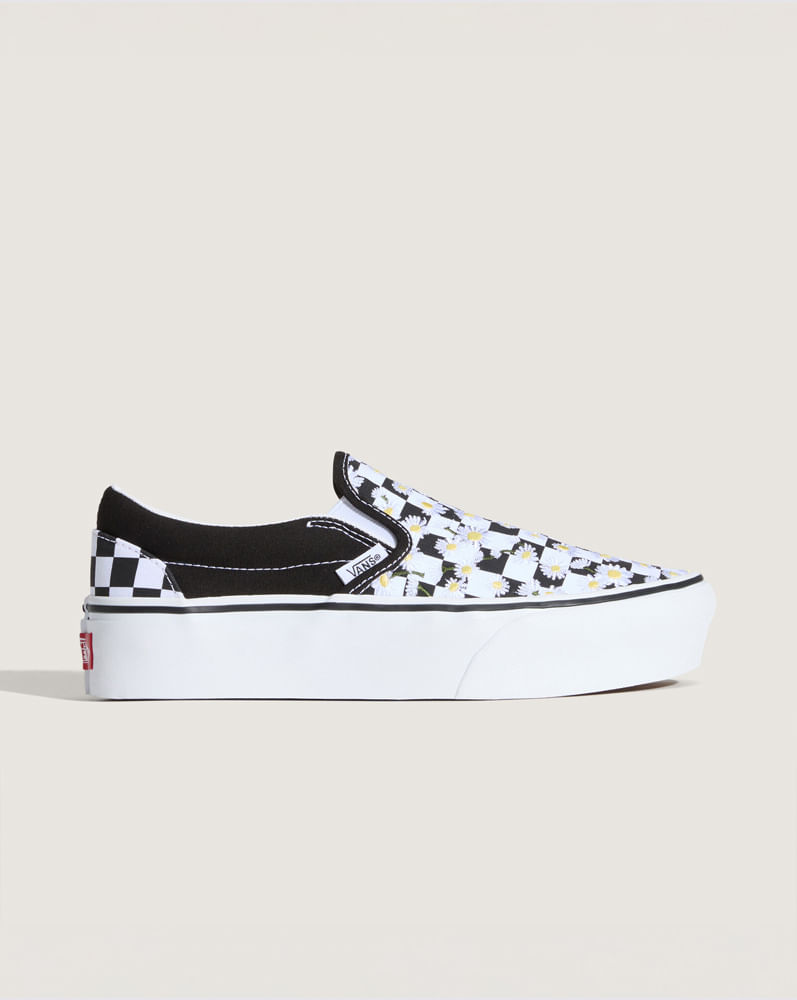 Tenis Slip-On con plataforma