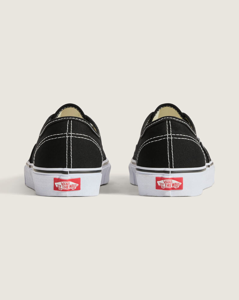 Tenis Authentic