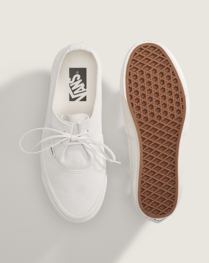 Tenis Authentic Ease Premium