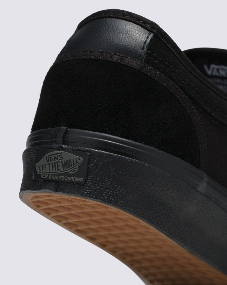 TENIS SKATE CHUKKA LOW