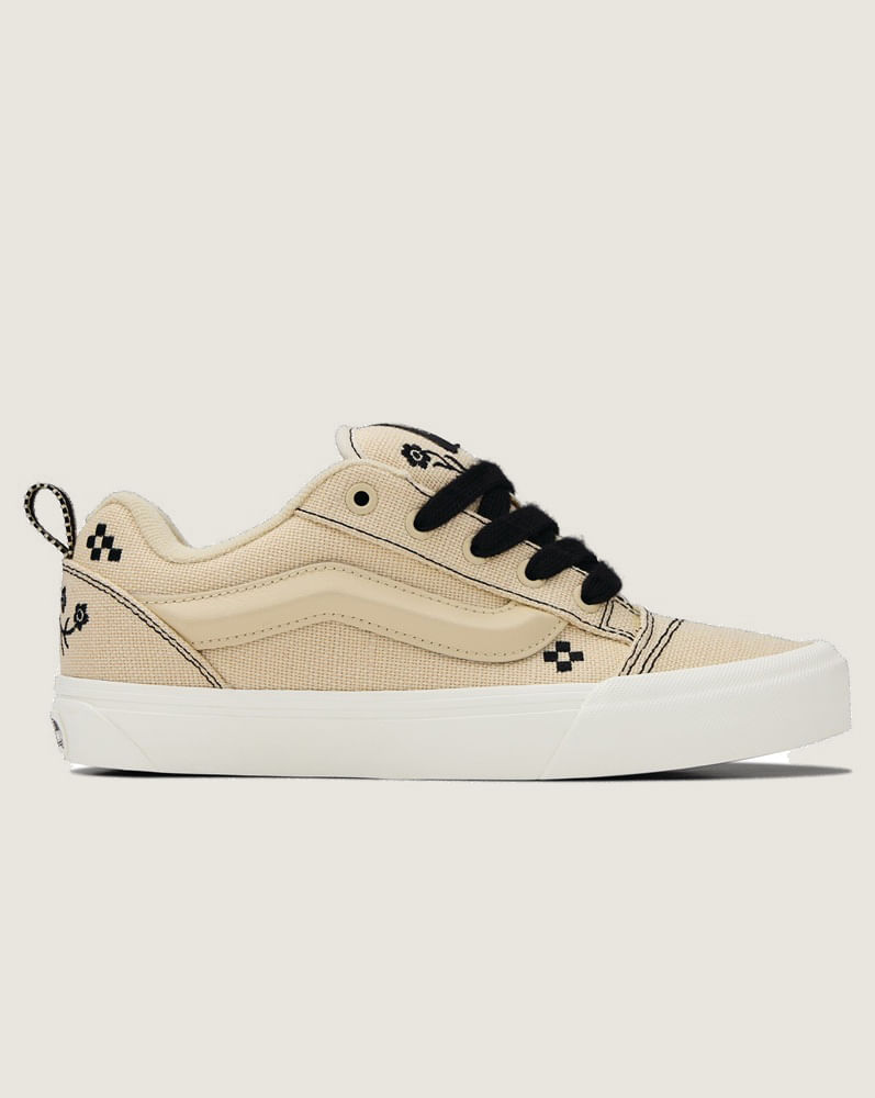 Tenis Knu Skool
