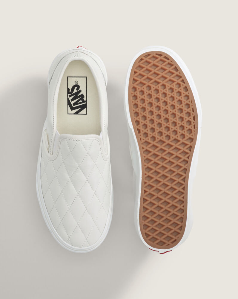 Tenis Slip-On con plataforma