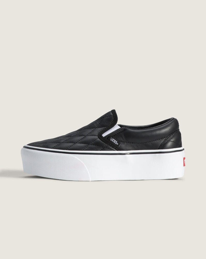 Tenis Slip-On con plataforma