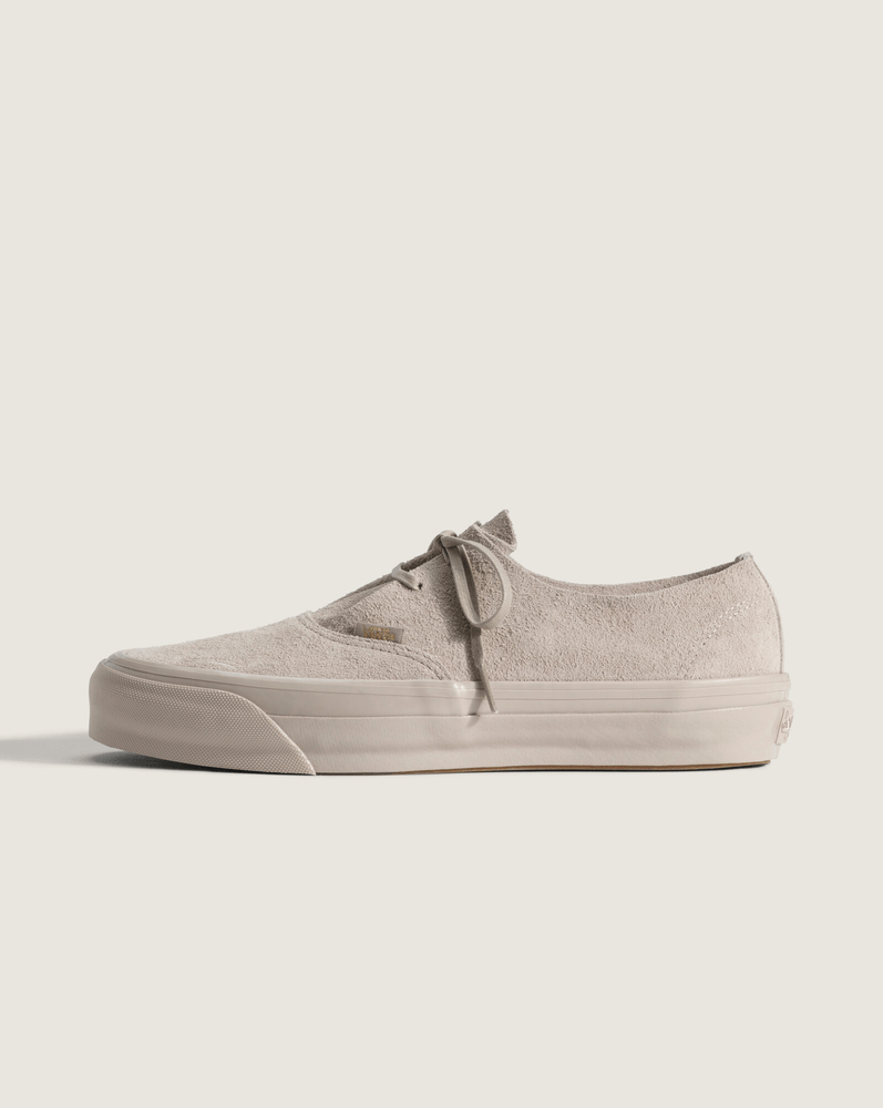 Tenis Authentic Ease Premium