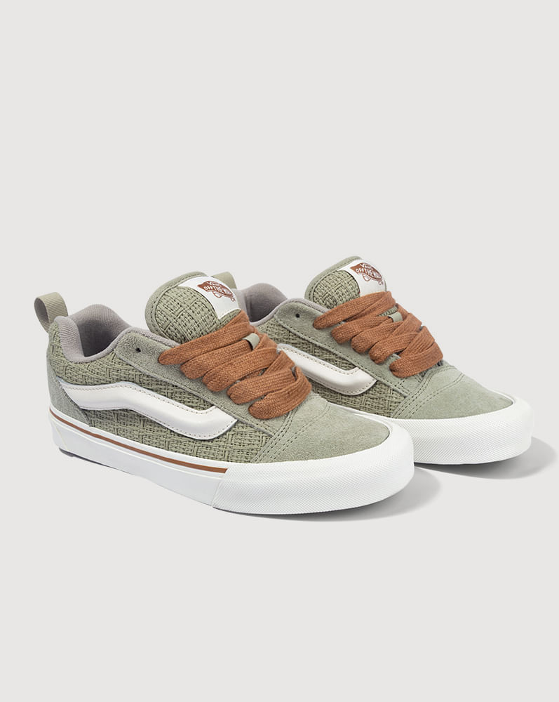 Tenis Knu Skool