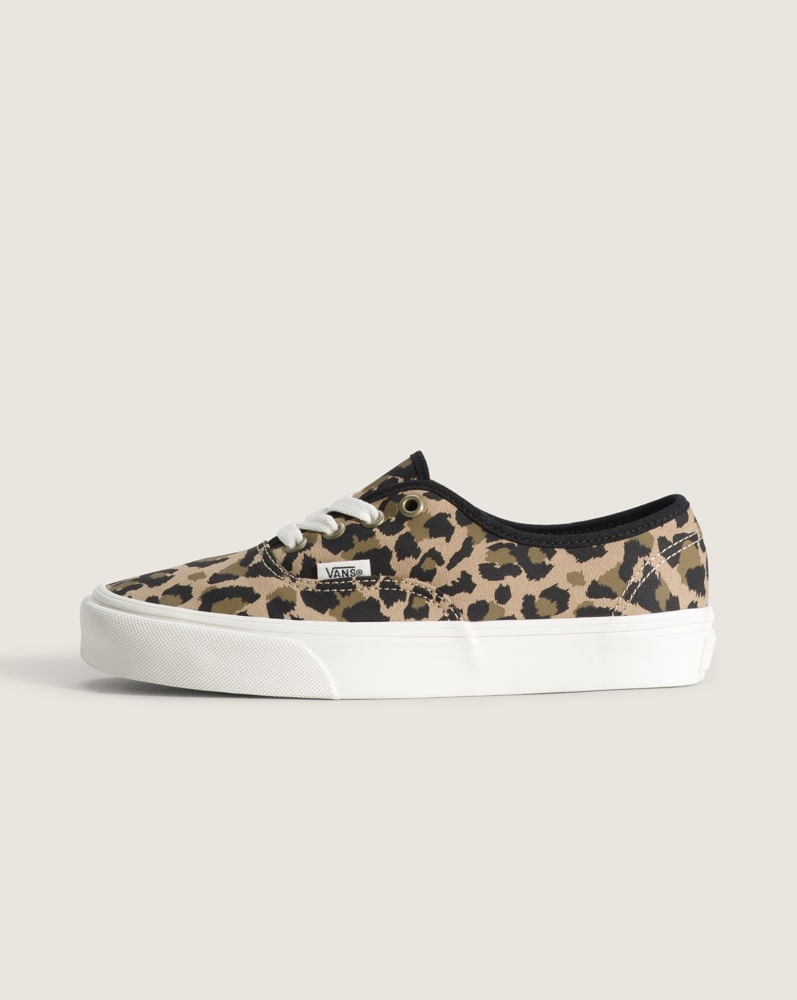 Tenis Authentic
