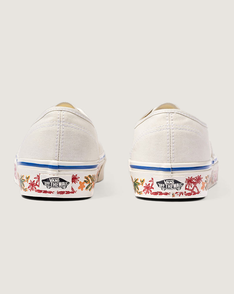 Tenis Authentic