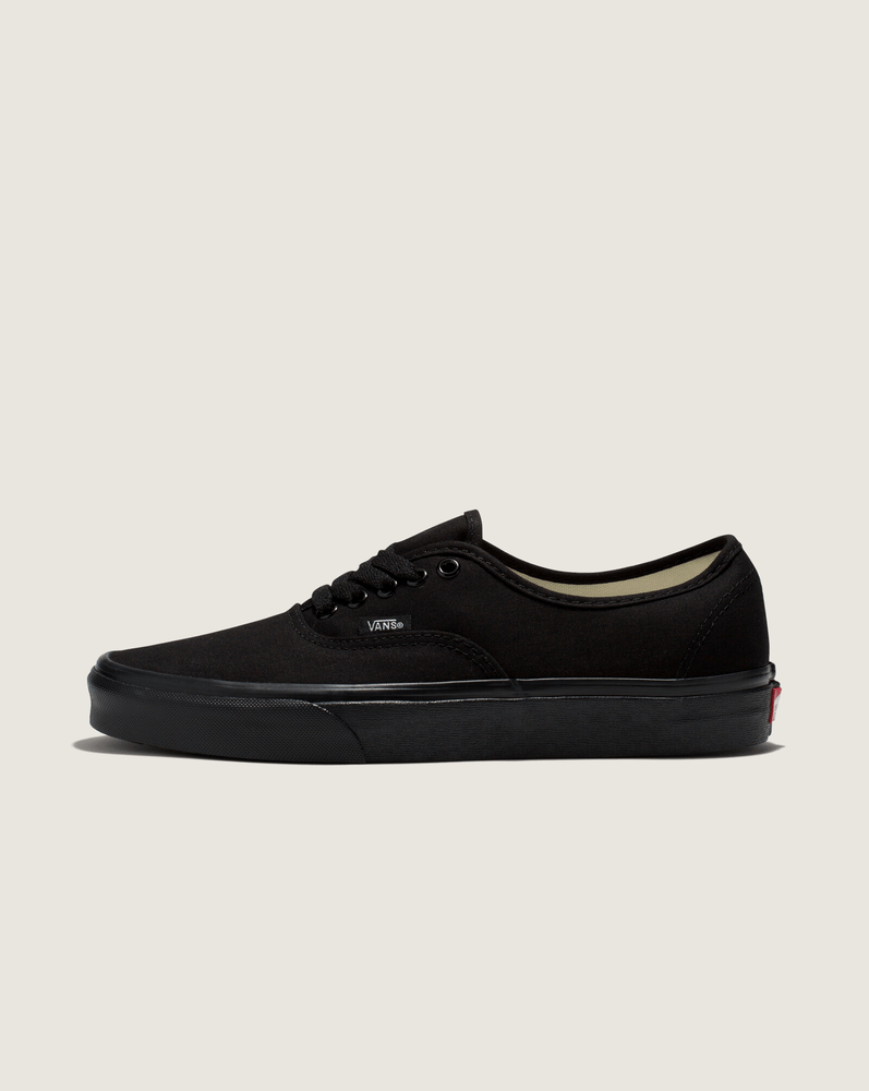 Tenis Authentic