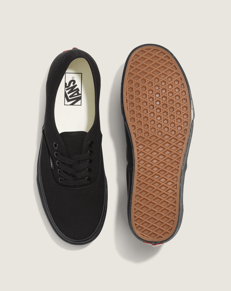 Tenis Authentic