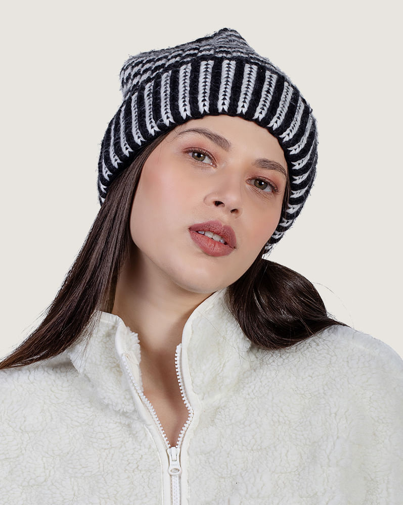 Beanie Sierra
