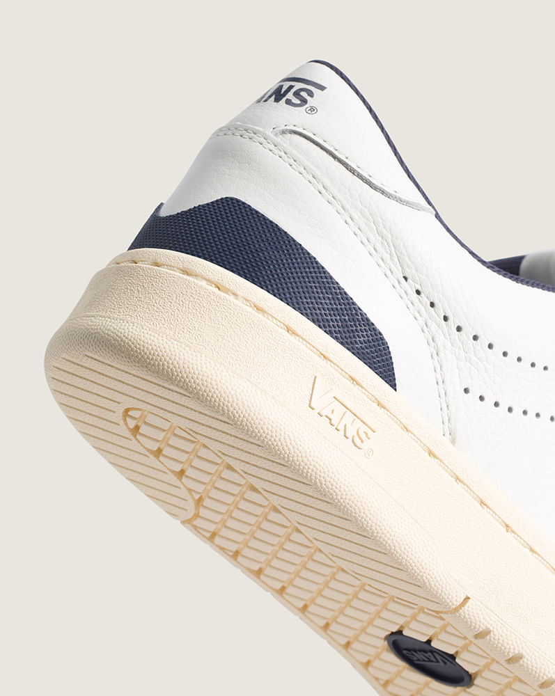 Tenis Court Low