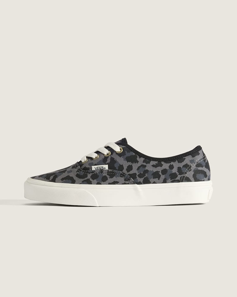 Tenis Authentic