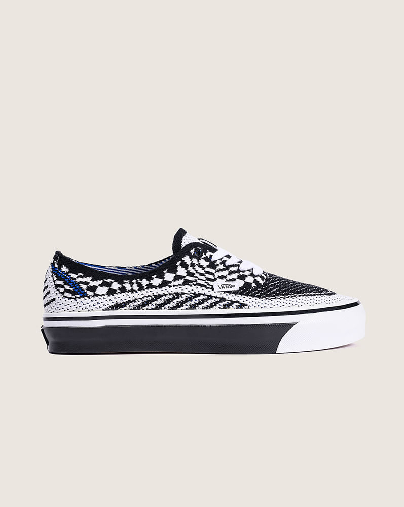Tenis Authentic 44 Premium