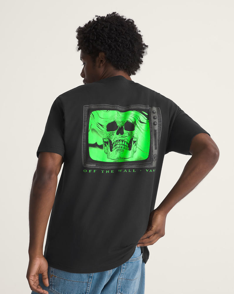 Playera Tune In Skull Out