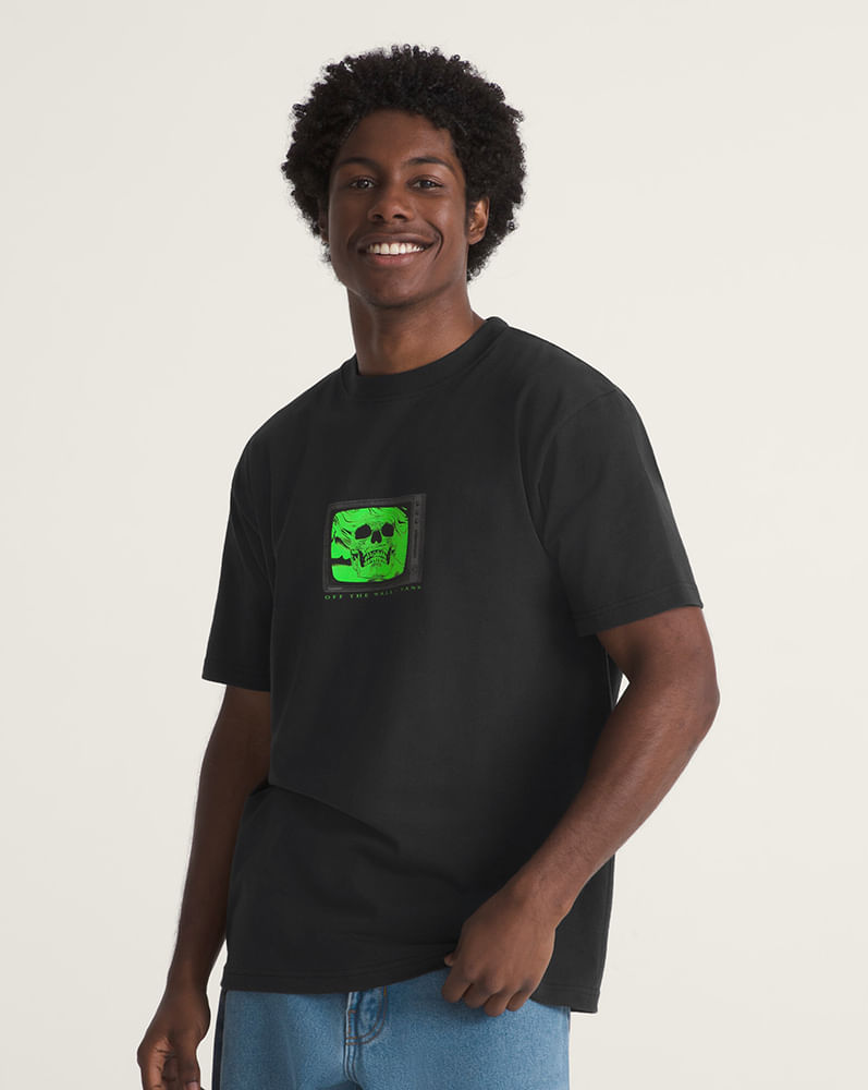 Playera Tune In Skull Out