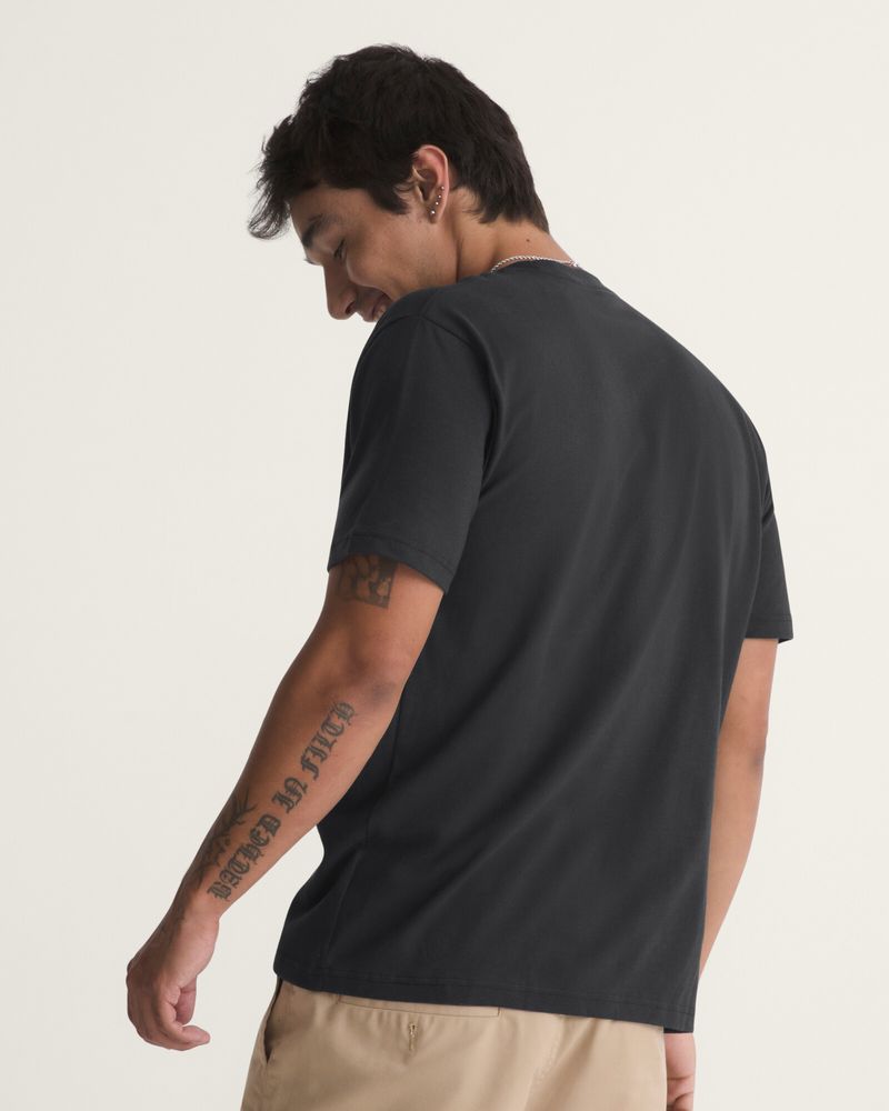 Playera Stretch Logo
